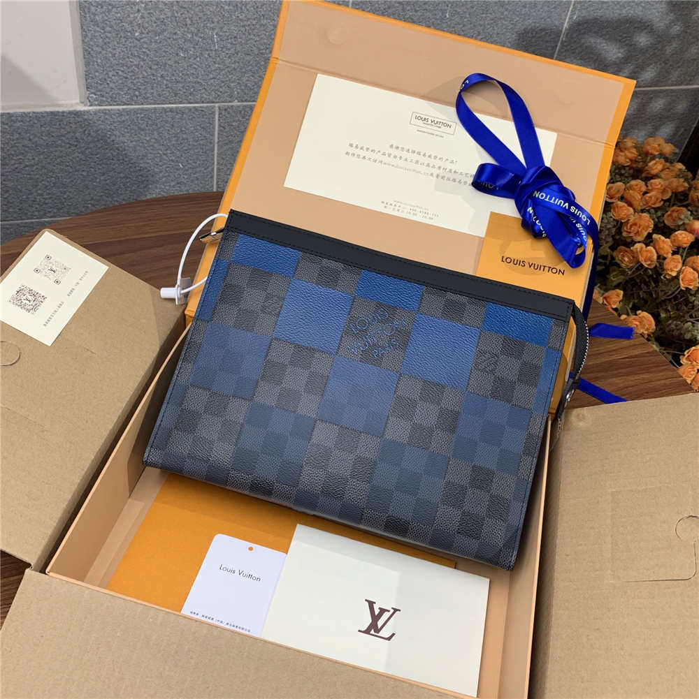 Louis Vuitton N60412  POCHETTE VOYAGE  27.0 x 21.0 x 3.0cm 2025 new 